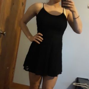 Juniors lace black dress